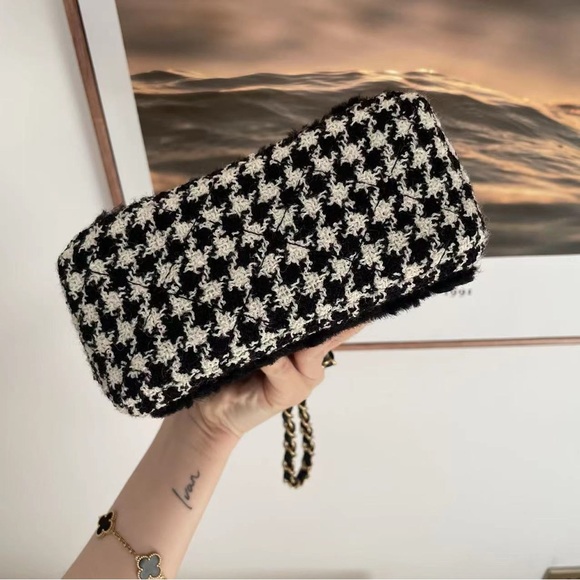 Authentic Chanel Handbag - Picture 15 of 16